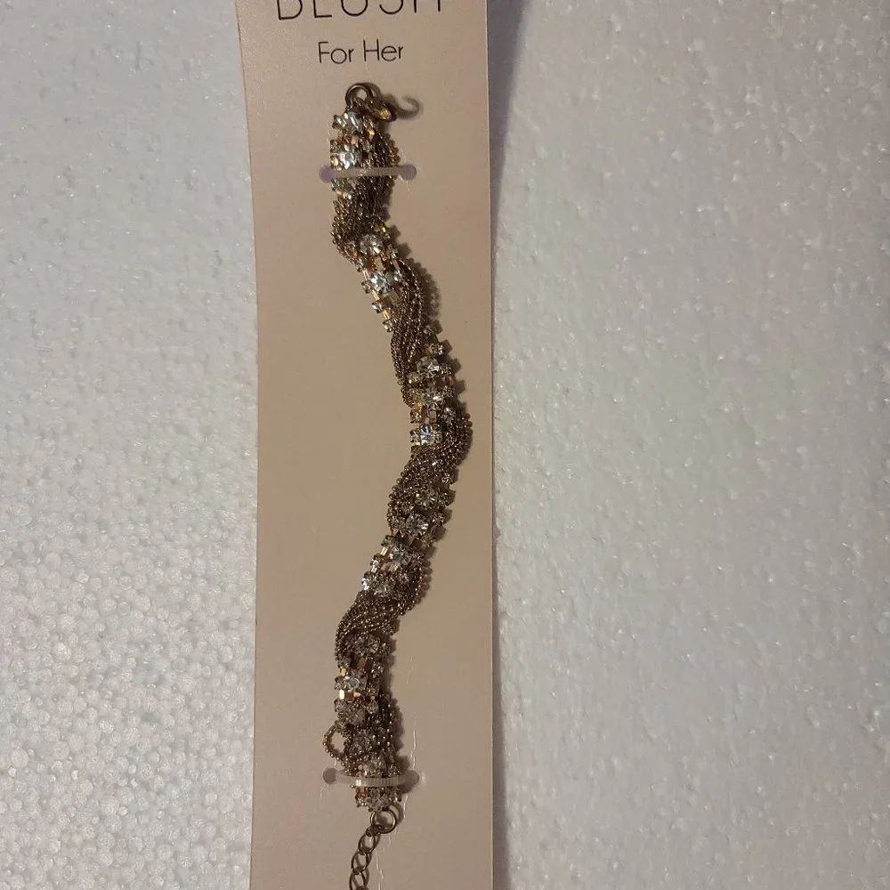 Choker - Picture 2 of 2